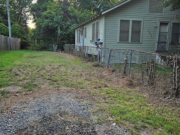 2nd image of 4266 Saint Vincent Ave