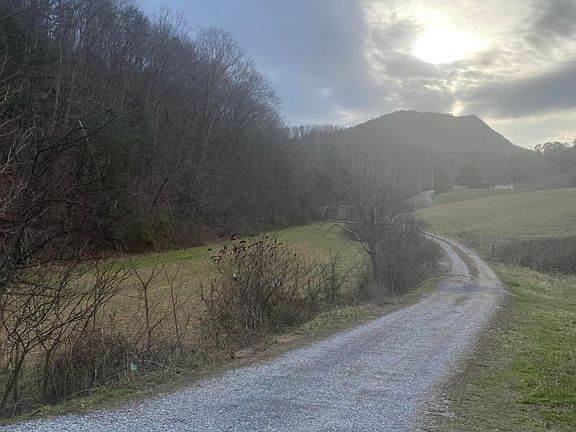 2nd image of 1440 Goose Gap Rd