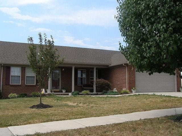 1st image of 202 General Cleburne Dr