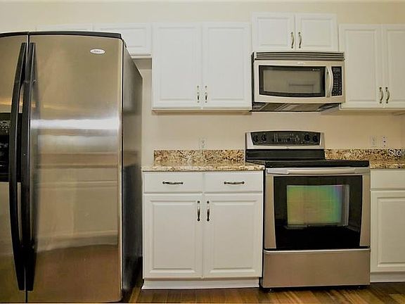 4th image of 8955 Iron Oak Ave