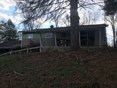 378 Holdren Rd, Little Hocking, OH, 45742