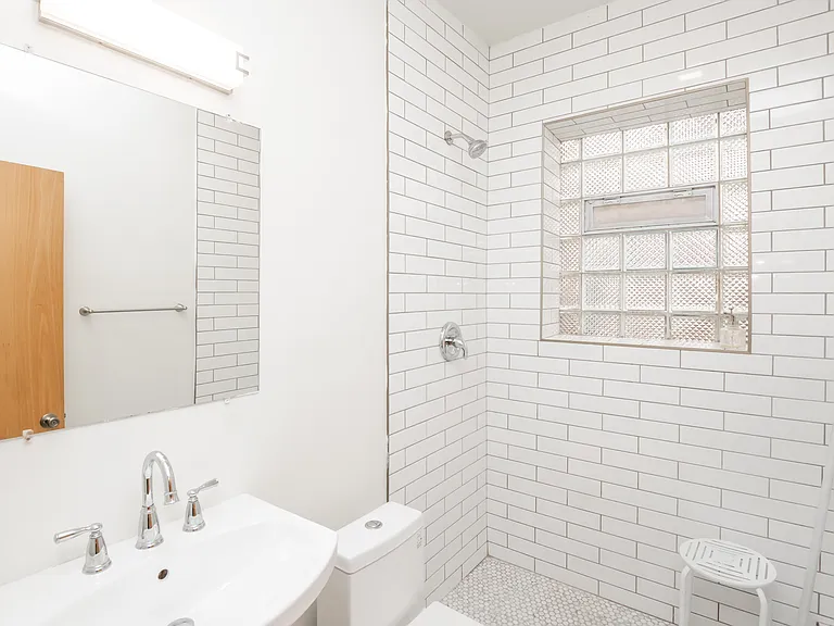 5229 S Greenwood Ave #3 — Photo 21