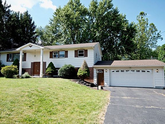 2nd image of 165 Scenic Dr