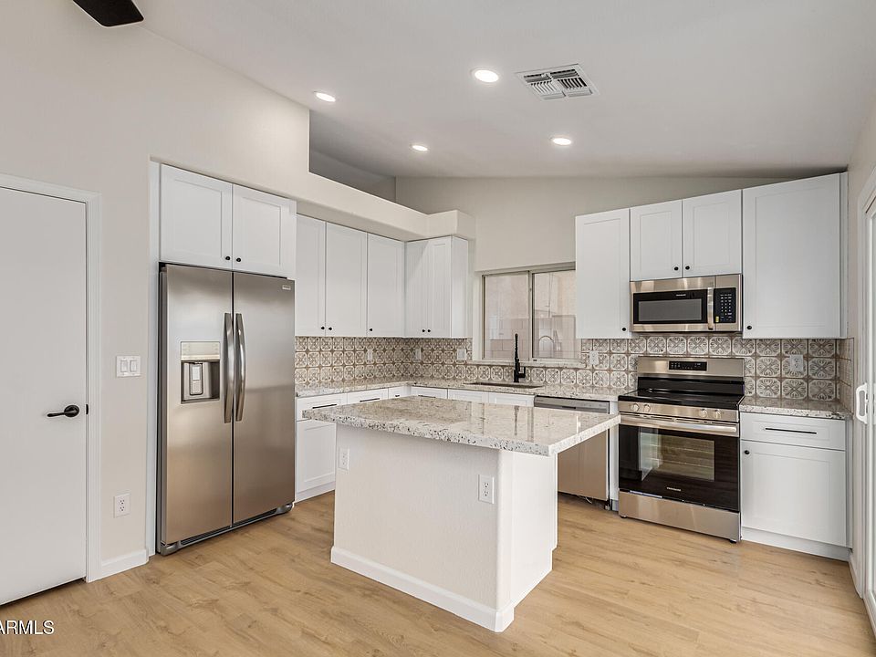 1st image of 857 S DEL RANCHO --