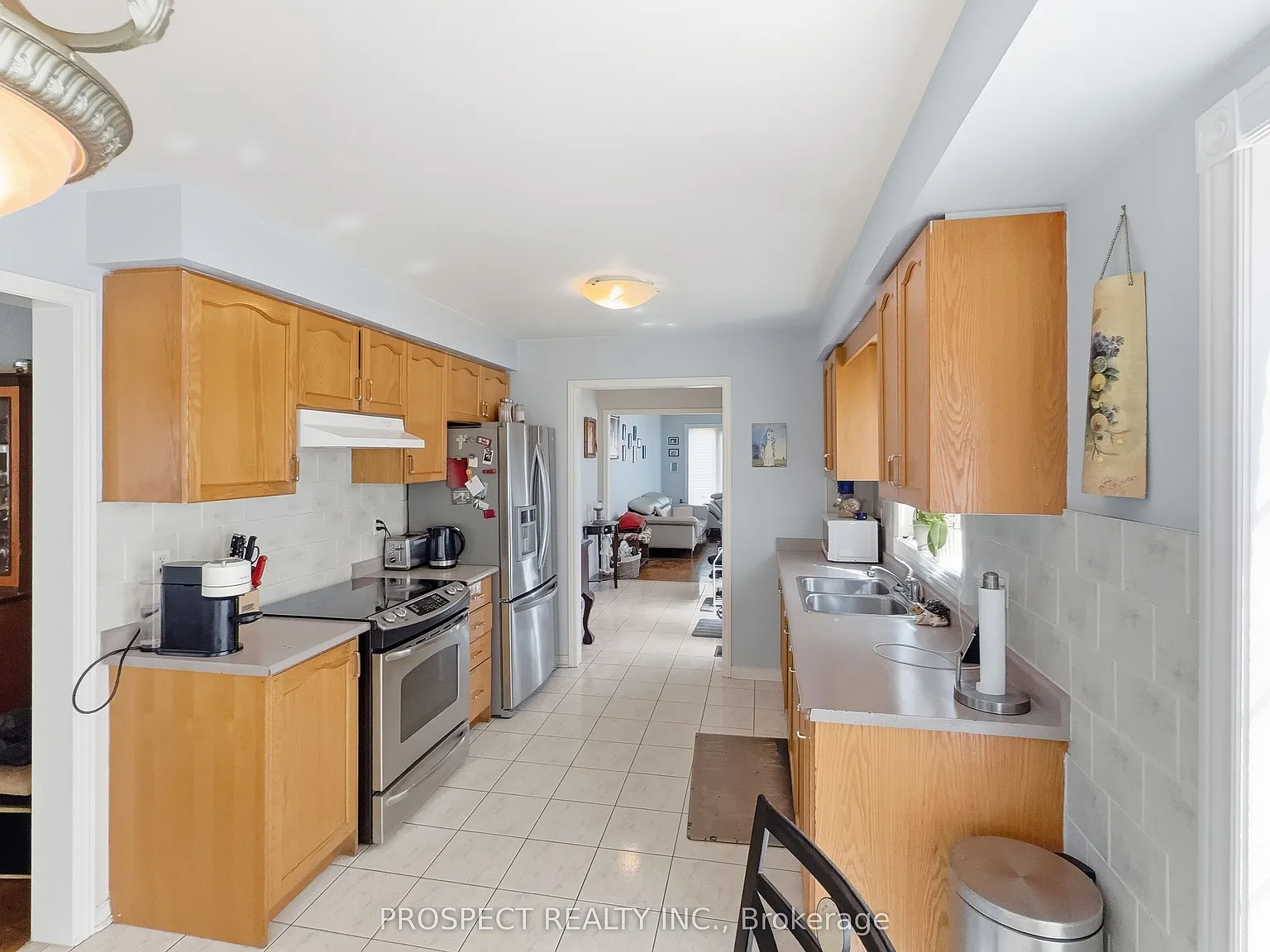 3 bed, $3,200 — Photo 3