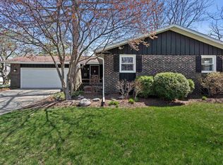 100 S Montana Ave, Morton, IL