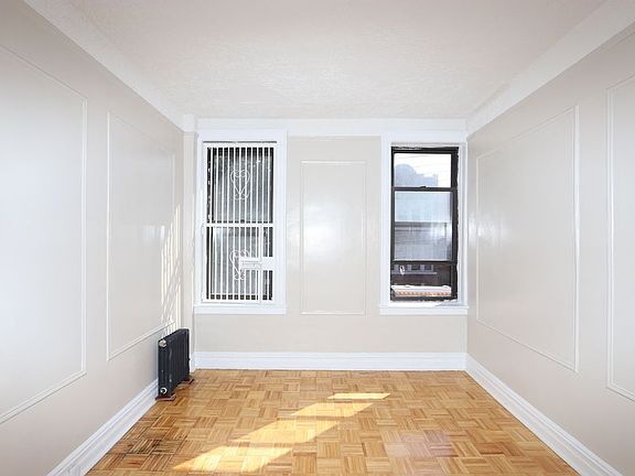 2nd image of 1245 59th St APT B1