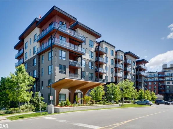 300 Essa Rd #302, Barrie, ON L9J 0B9
