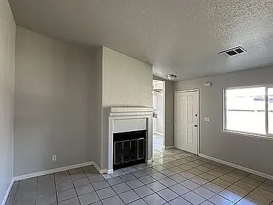 674 Gannet Ct — Photo 1