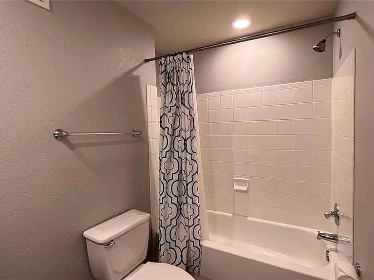9525 N Capital Of Texas Hwy #422 — Photo 12
