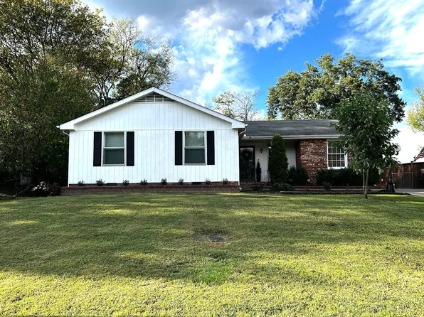 128 Hillside Dr, Hendersonville, TN 37075