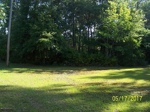 4th image of 704 Lake Asbury Dr