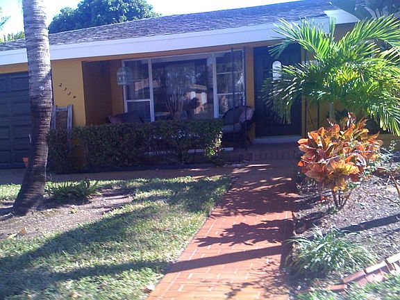 2nd image of 2734 NE 16th Ter