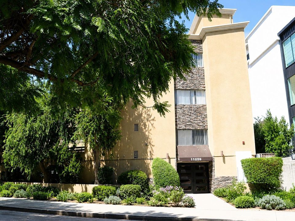 1st image of 11059 Fruitland Dr APT 13