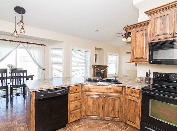 2nd image of 3051 N Teal Blue Dr