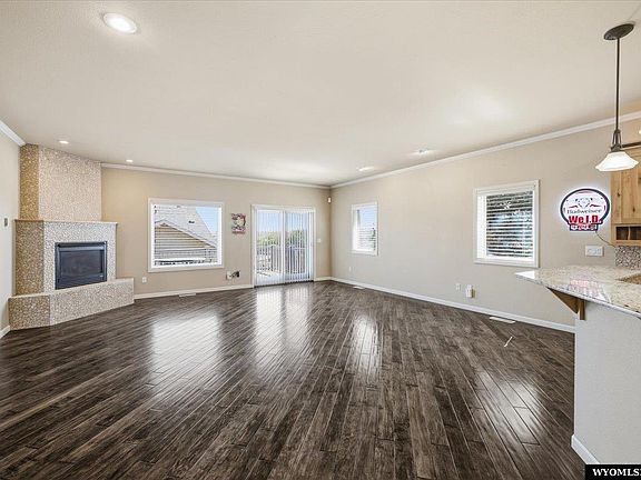 5th image of 881 Recluse Ct