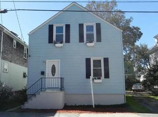 14 Hall Ave, Newport, RI 02840