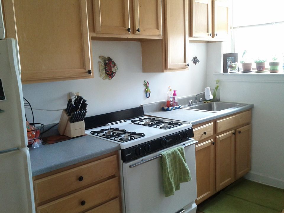 2nd image of 4601 N Campbell Ave #2
