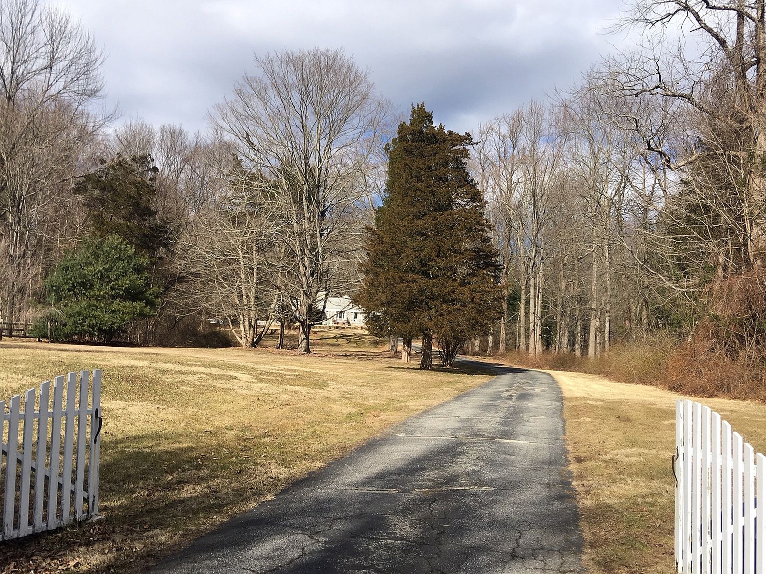 220 Damascus Rd, Branford, CT 06405 Zillow