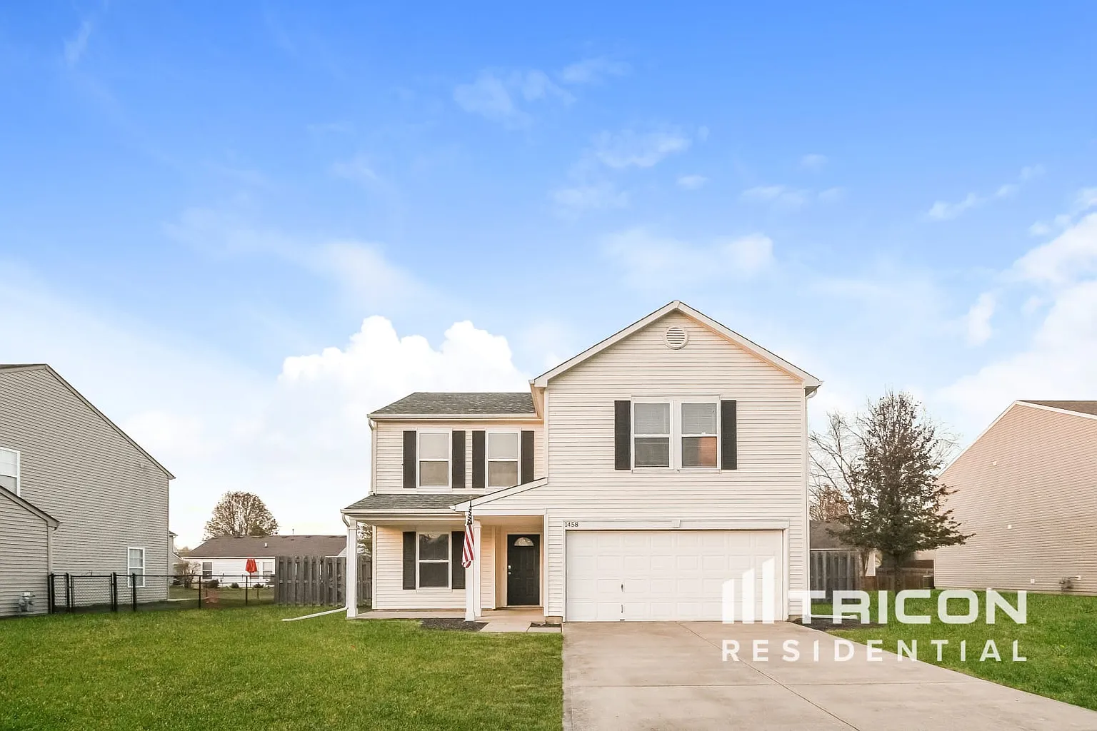 1458 Eucalyptus Cir photo 1