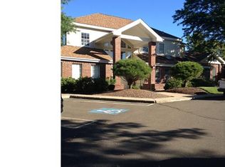 173 Carriage Crossing Ln, Middletown, CT 06457