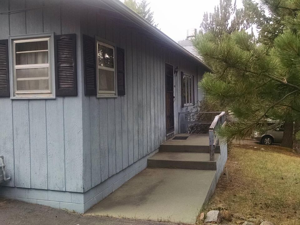2nd image of 615 Aspen Ave