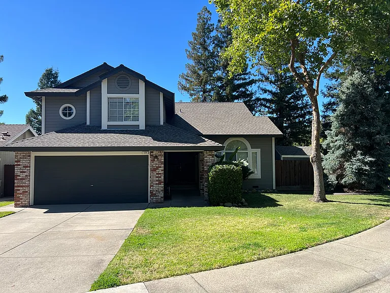 128 Ferrera Dr — Photo 10