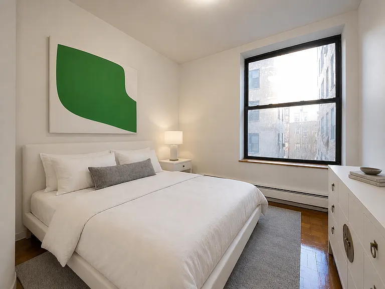 304 W 92nd St #5V — Photo 3