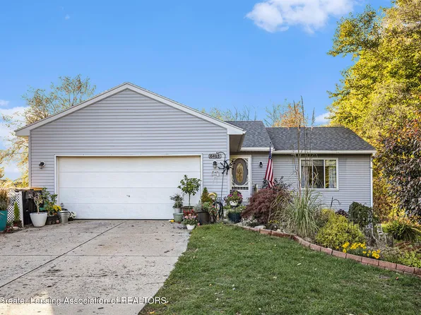 6403 College Ave SE, Grand Rapids, MI 49548