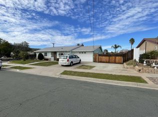 9204 Bellagio Rd, Santee, CA 92071