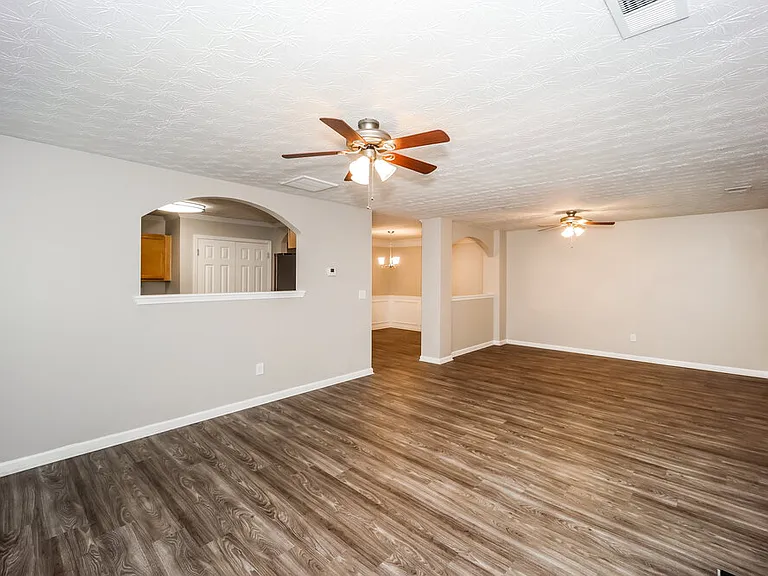 11264 James Madison Dr — Photo 5