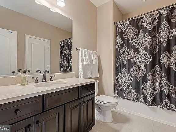 5964 Manorview Way — Photo 36