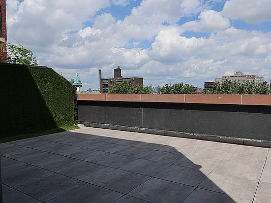 4th image of 564 Saint Johns Pl APT 706