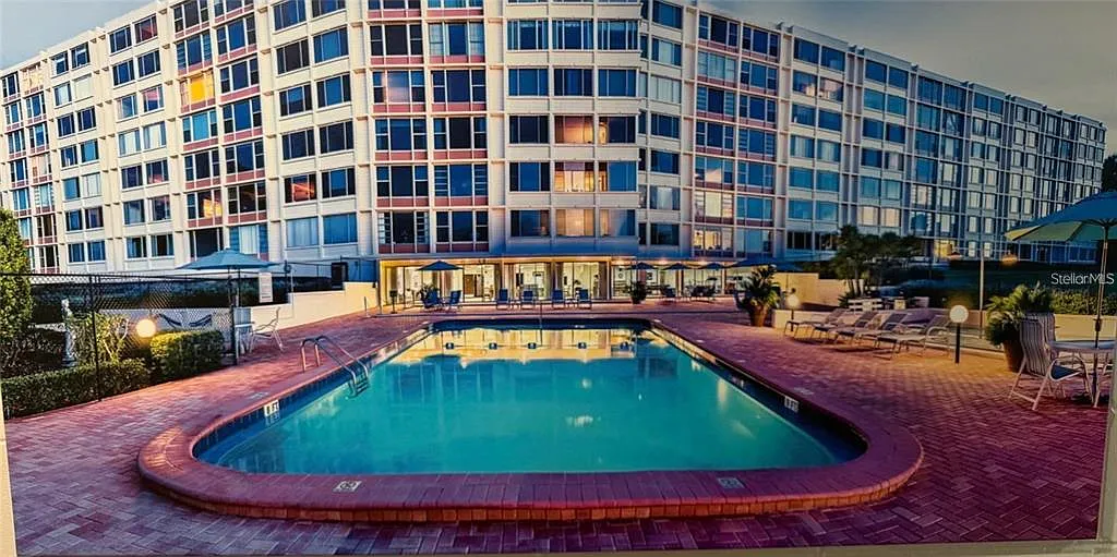 2 bed, 2.0 bath, 1351 sqft, $1,795 — Photo 1