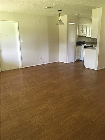 2nd image of 4070 Clancey Ln