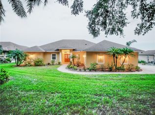 204 Lake Tennessee Dr, Auburndale, FL 33823