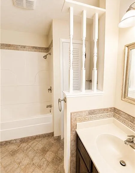 117 Maple Dr — Photo 9