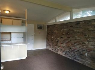 1758 Garden Park Dr #B, Biloxi, MS 39531