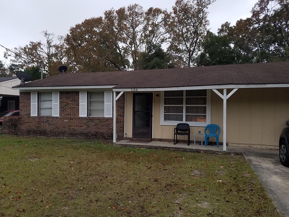 1st image of 136 Stafford Ave