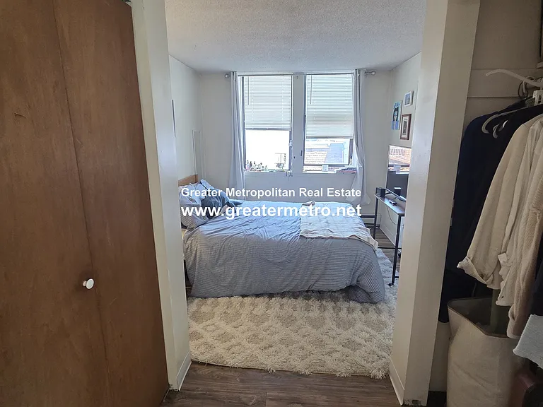45 Charter St #8 — Photo 4