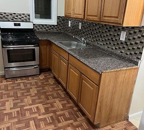 2nd image of 100 S 12th St Floor 2
