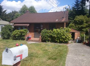 8902 30th Ave NW, Seattle, WA 98117
