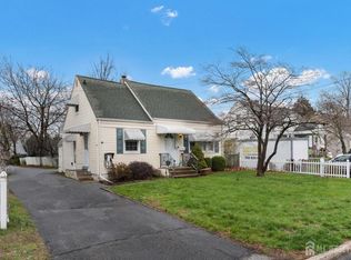 505 Lorraine Ave, Middlesex, NJ 08846