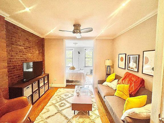 3rd image of 325 E 5th St APT F1