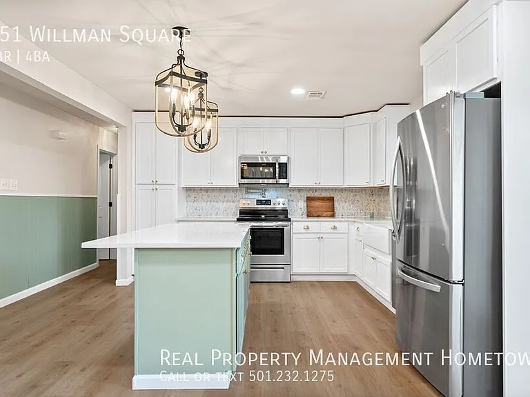 251 Willman Sq — Photo 17