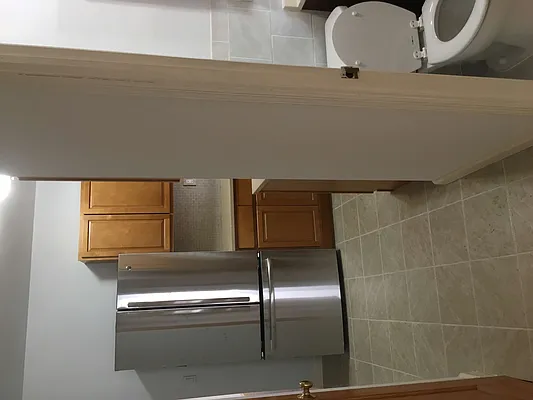 Rented by Metropolis International Realty Inc. | media 17