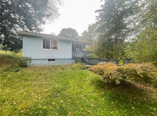 400 Oaklake Rd, New Kensington, PA 15068