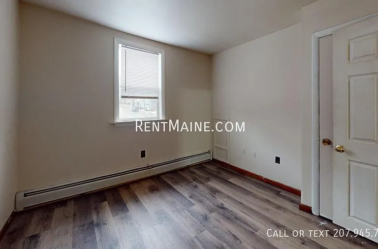 47 Sanford St #5 — Photo 6