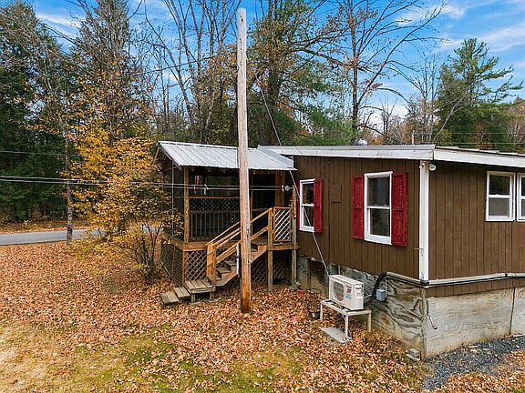 4th image of 515 Stream Road