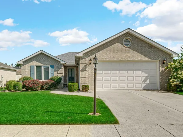 2027 Lucas Pkwy, Lowell, IN 46356